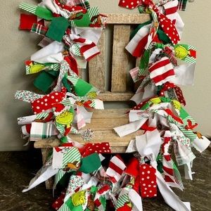 The Grinch Christmas Garland